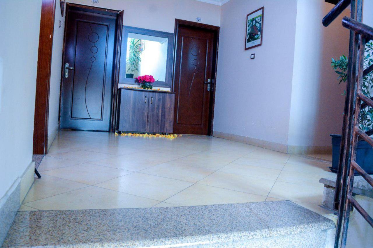 Melodie Hotel Addis Abeba Esterno foto